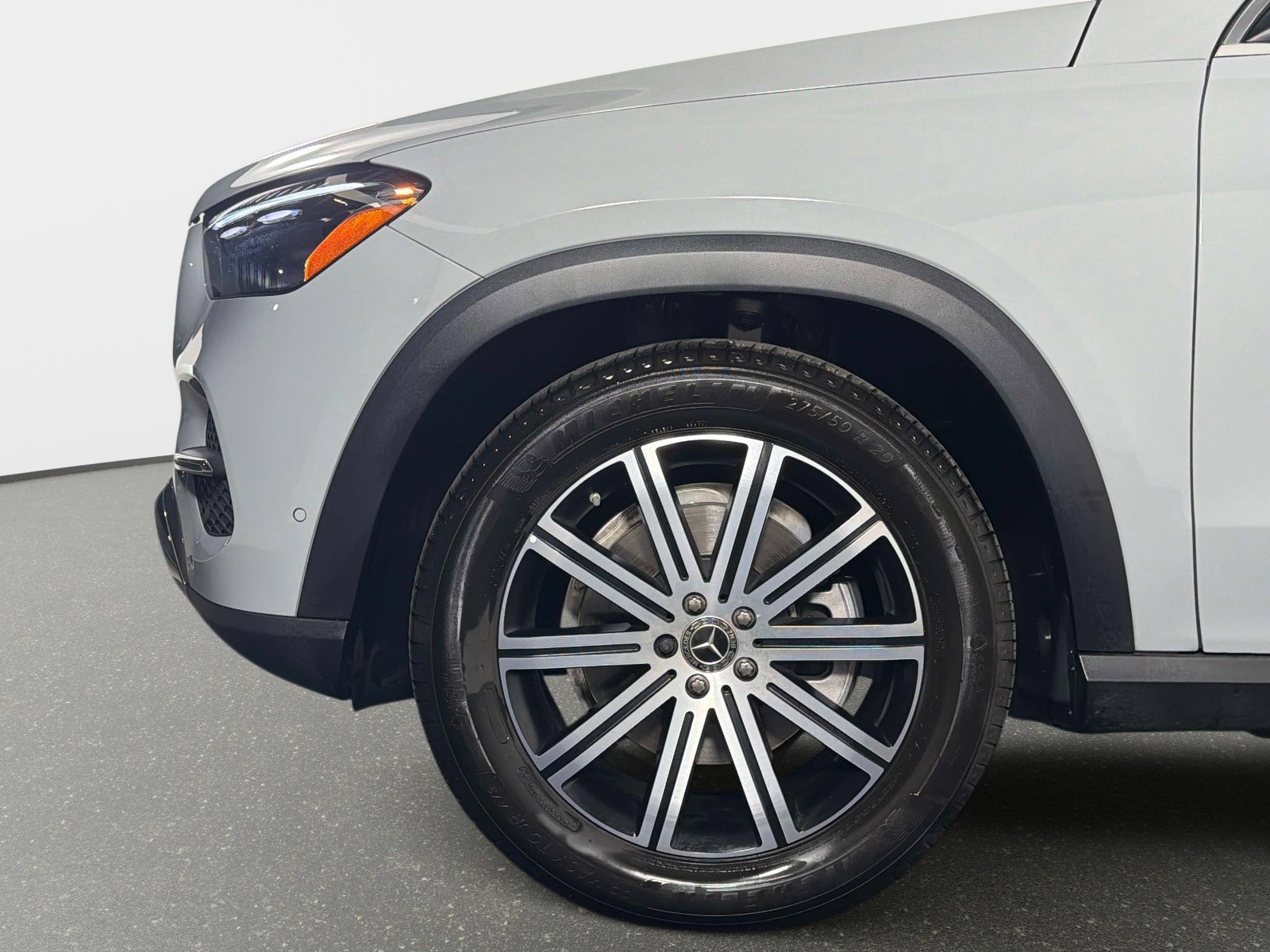 Used 2025 Mercedes-Benz GLE 350 4MATIC image 13