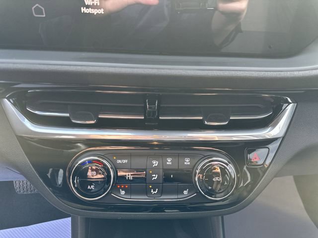 Used 2024 Buick Envista Sport Touring w/ Convenience I Package image 18