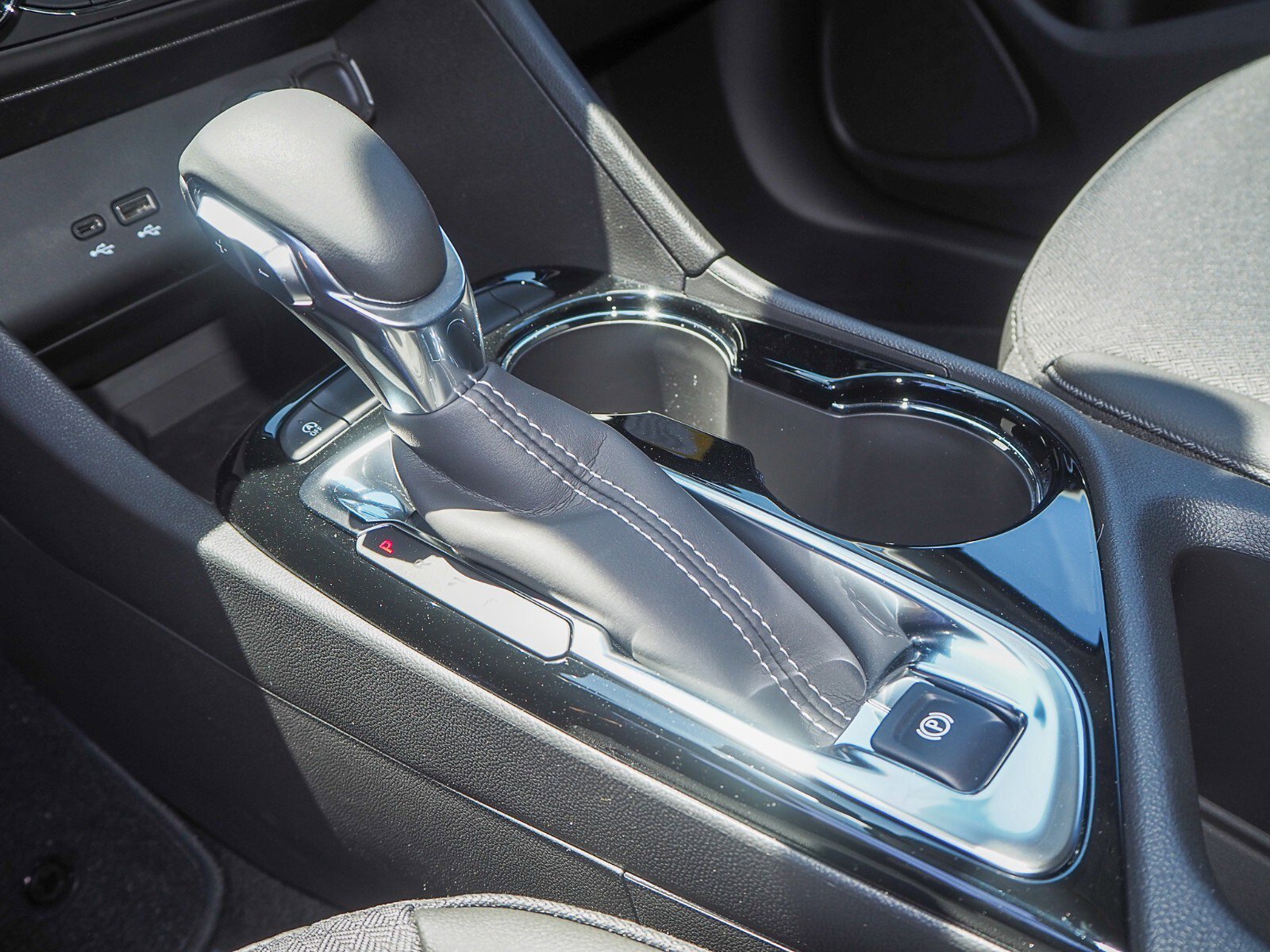 New 2025 Buick Encore GX Preferred w/ Comfort Package image 12