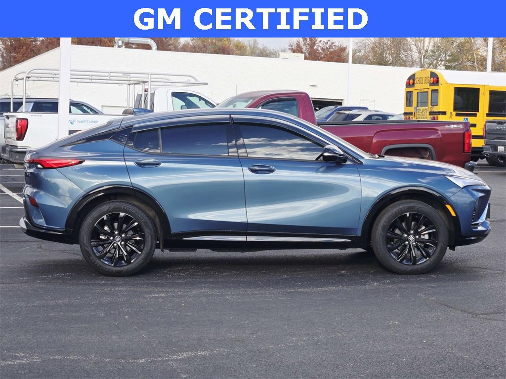 Certified 2024 Buick Envista Sport Touring w/ Convenience I Package image 2