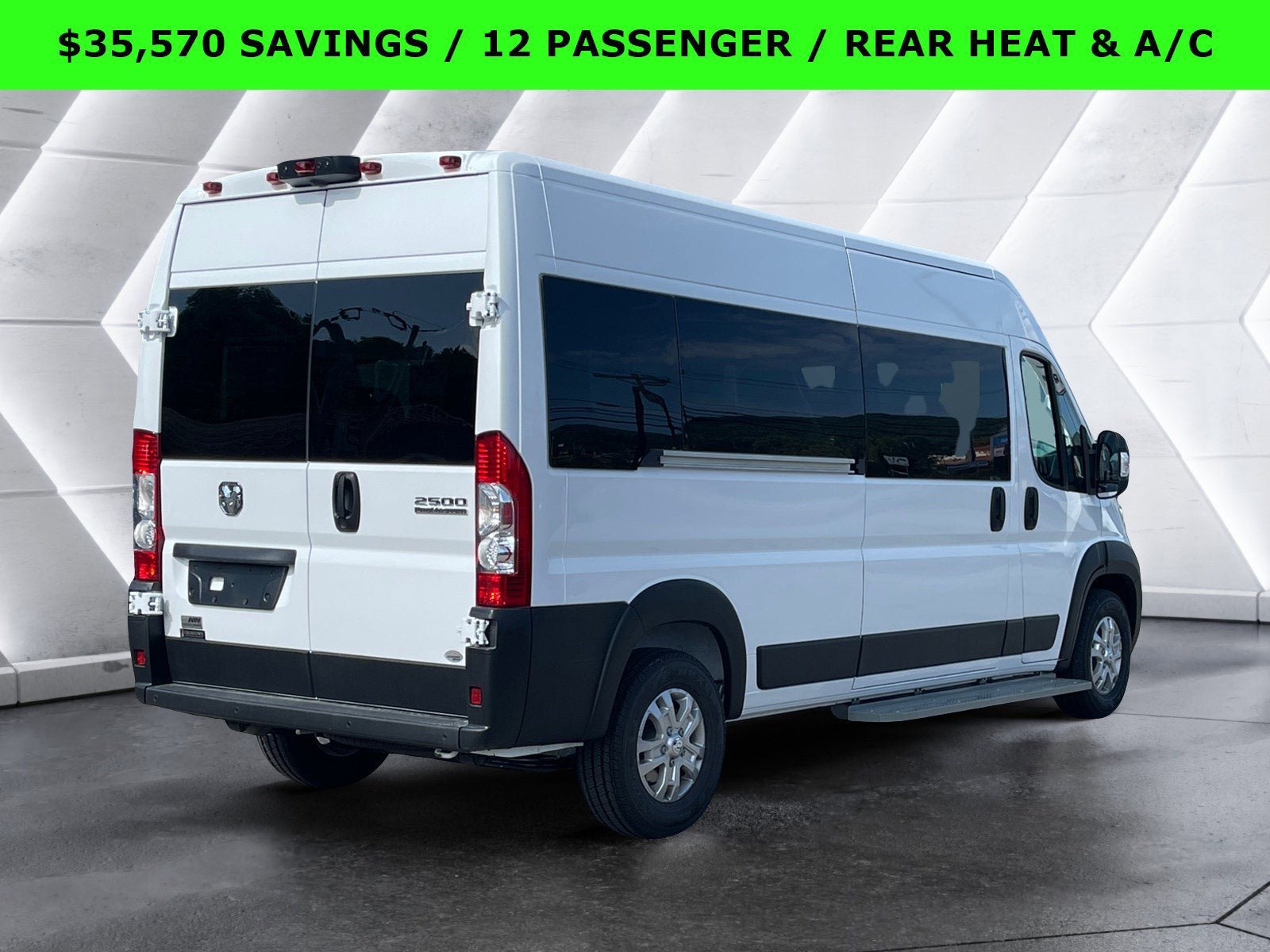 New 2024 RAM ProMaster 2500 w/ Leather Interior Group image 6