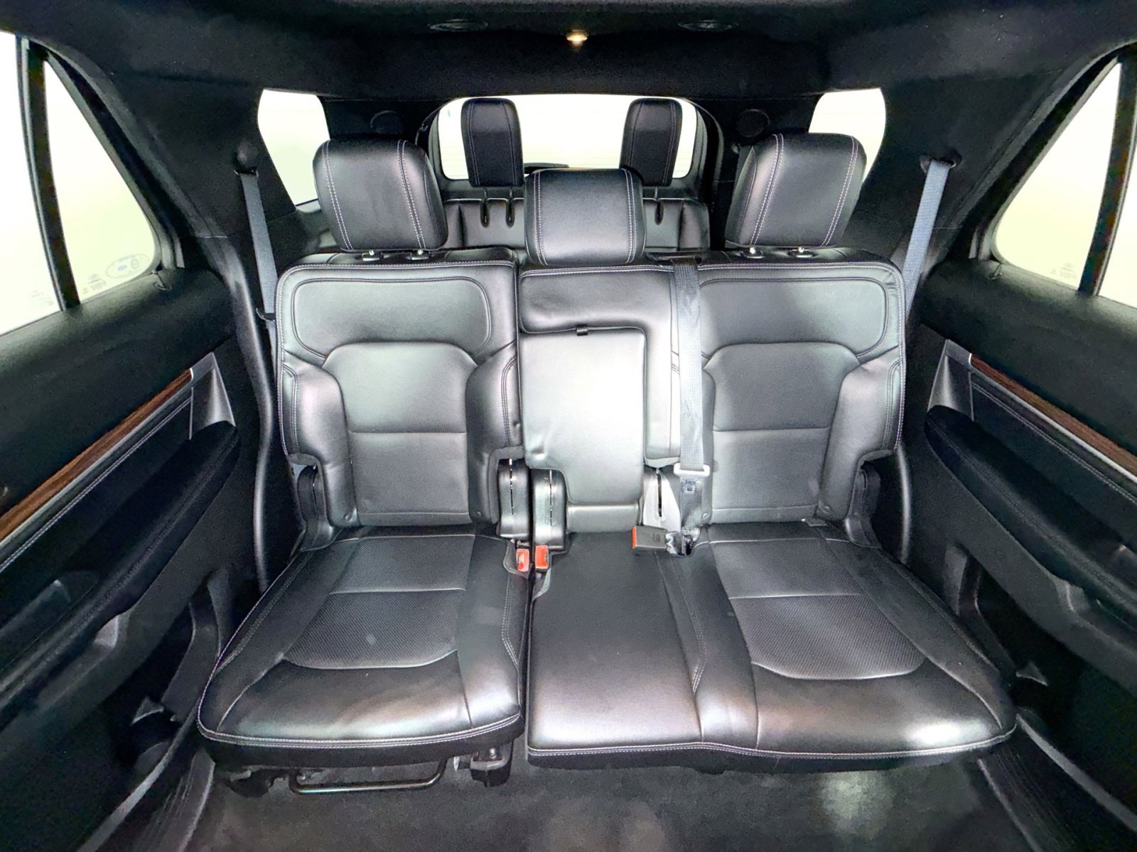 Used 2016 Ford Explorer Limited AWD/4WD image 25