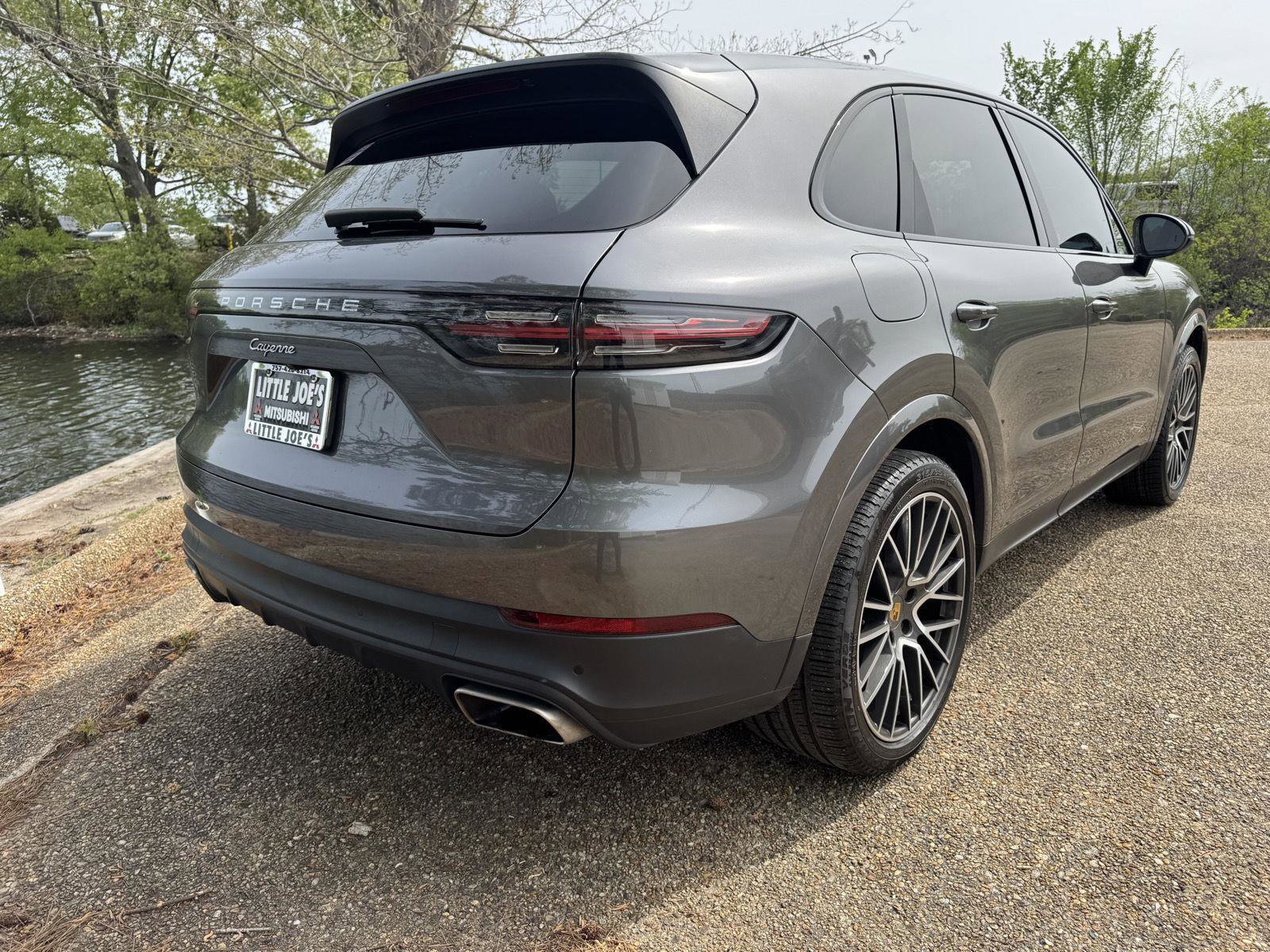 Used 2019 Porsche Cayenne image 4