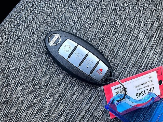 Used 2021 Nissan Rogue SV image 11