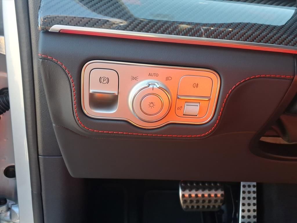 New 2026 Mercedes-Benz GLE 53 AMG 4MATIC Coupe image 17