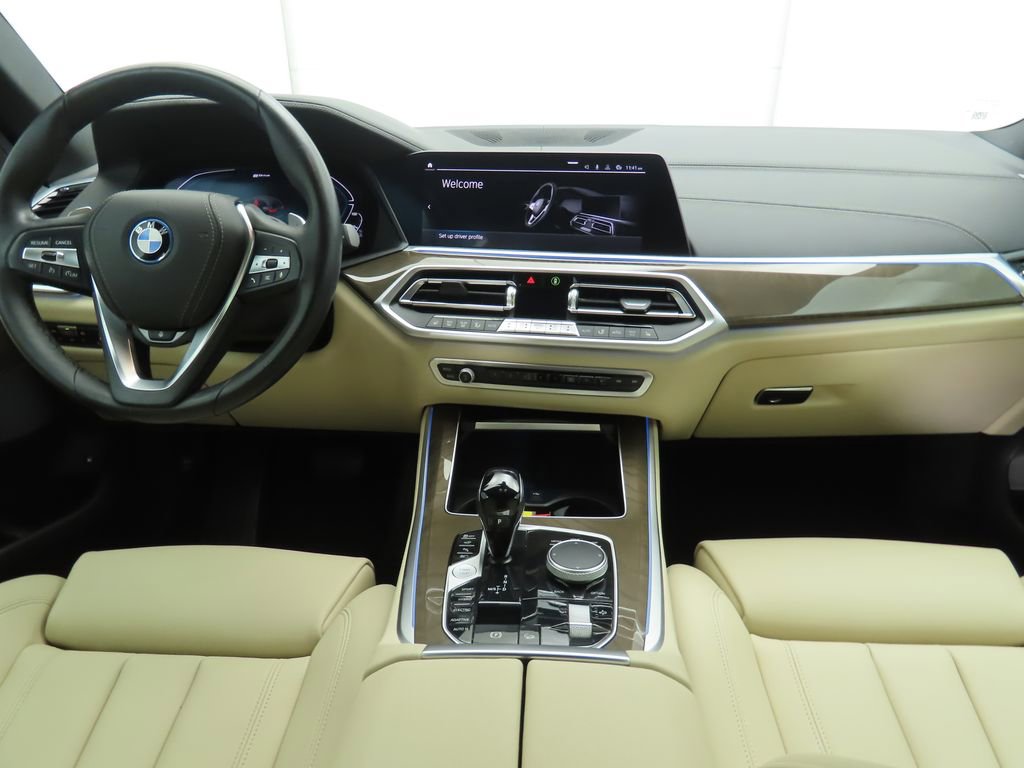 Used 2022 BMW X5 xDrive45e w/ Climate Comfort Package image 13
