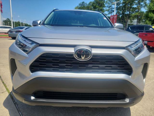 Certified 2024 Toyota RAV4 XLE FWD image 4