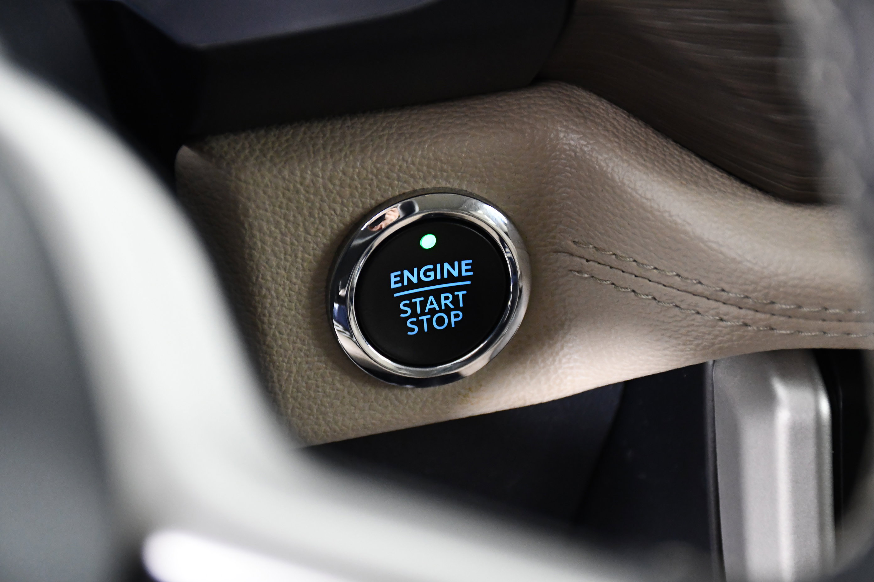 Used 2024 Ford Expedition Limited image 18