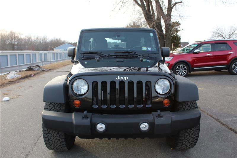 Used 2013 Jeep Wrangler Unlimited Sport w/ Connectivity Group AWD/4WD image 2