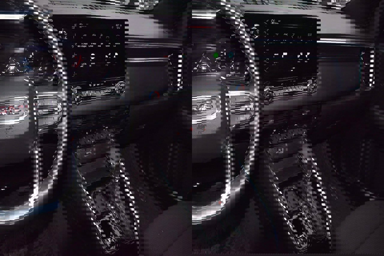 Used 2024 GMC Canyon Elevation w/ Convenience Package image 26