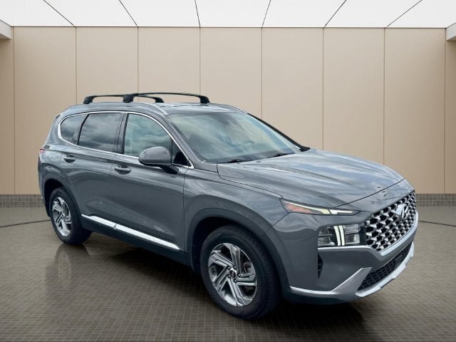 Used 2022 Hyundai Santa Fe SEL FWD image 2