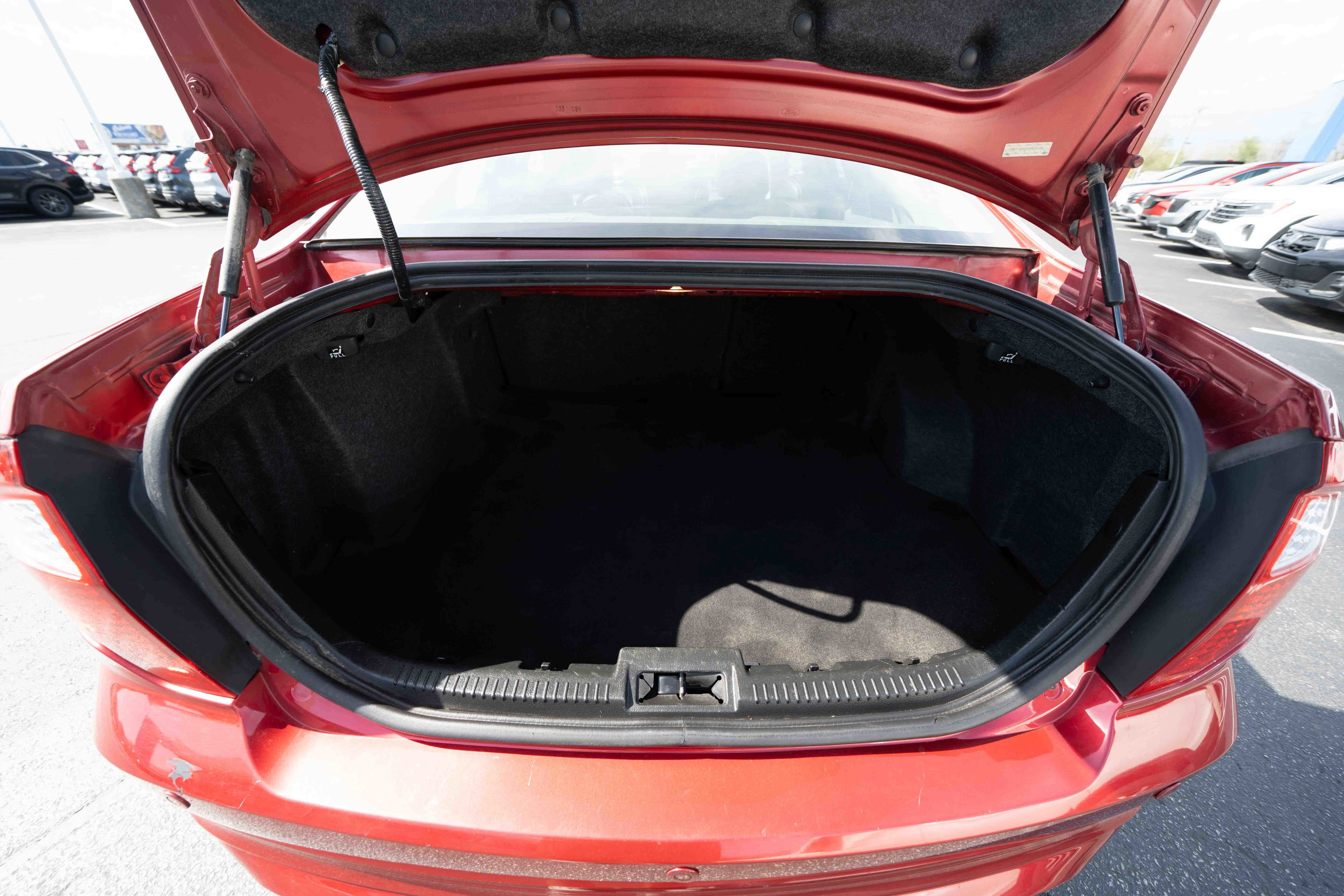 Used 2010 Ford Fusion SEL image 26