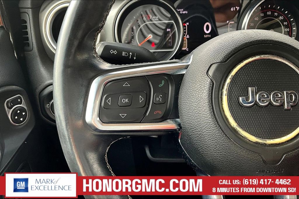 Used 2019 Jeep Wrangler Unlimited Sahara image 11