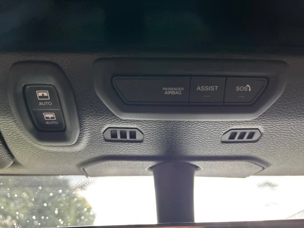 Used 2022 Jeep Wrangler Unlimited Sahara w/ Cold Weather Group AWD/4WD image 22