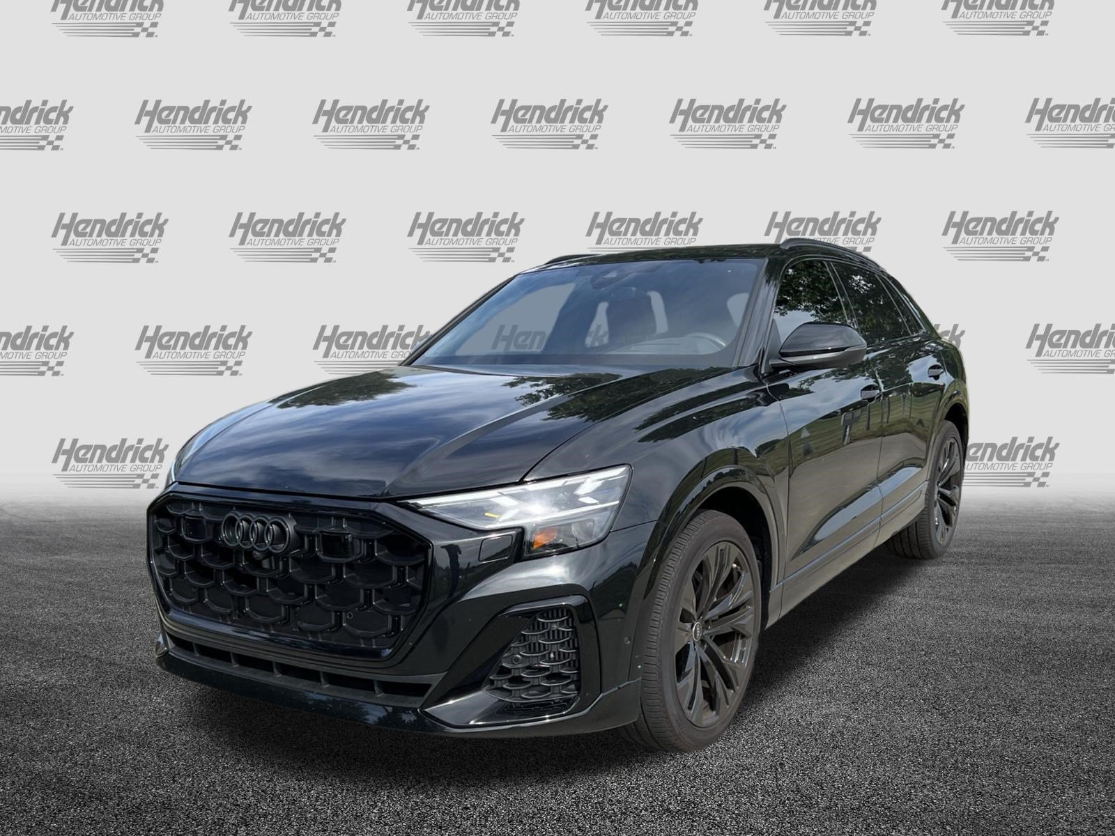 Used 2025 Audi Q8 Prestige AWD/4WD image 6