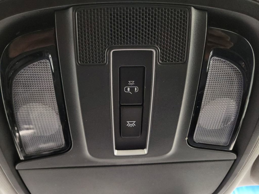 Used 2019 Kia Sorento LX image 21