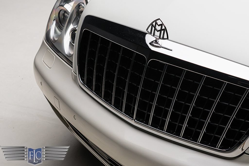 Used 2009 Maybach 62 S RWD image 3