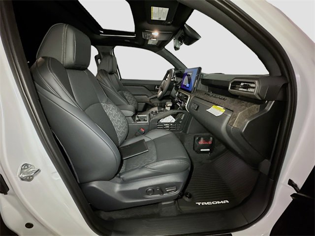 New 2025 Toyota Tacoma Limited image 31
