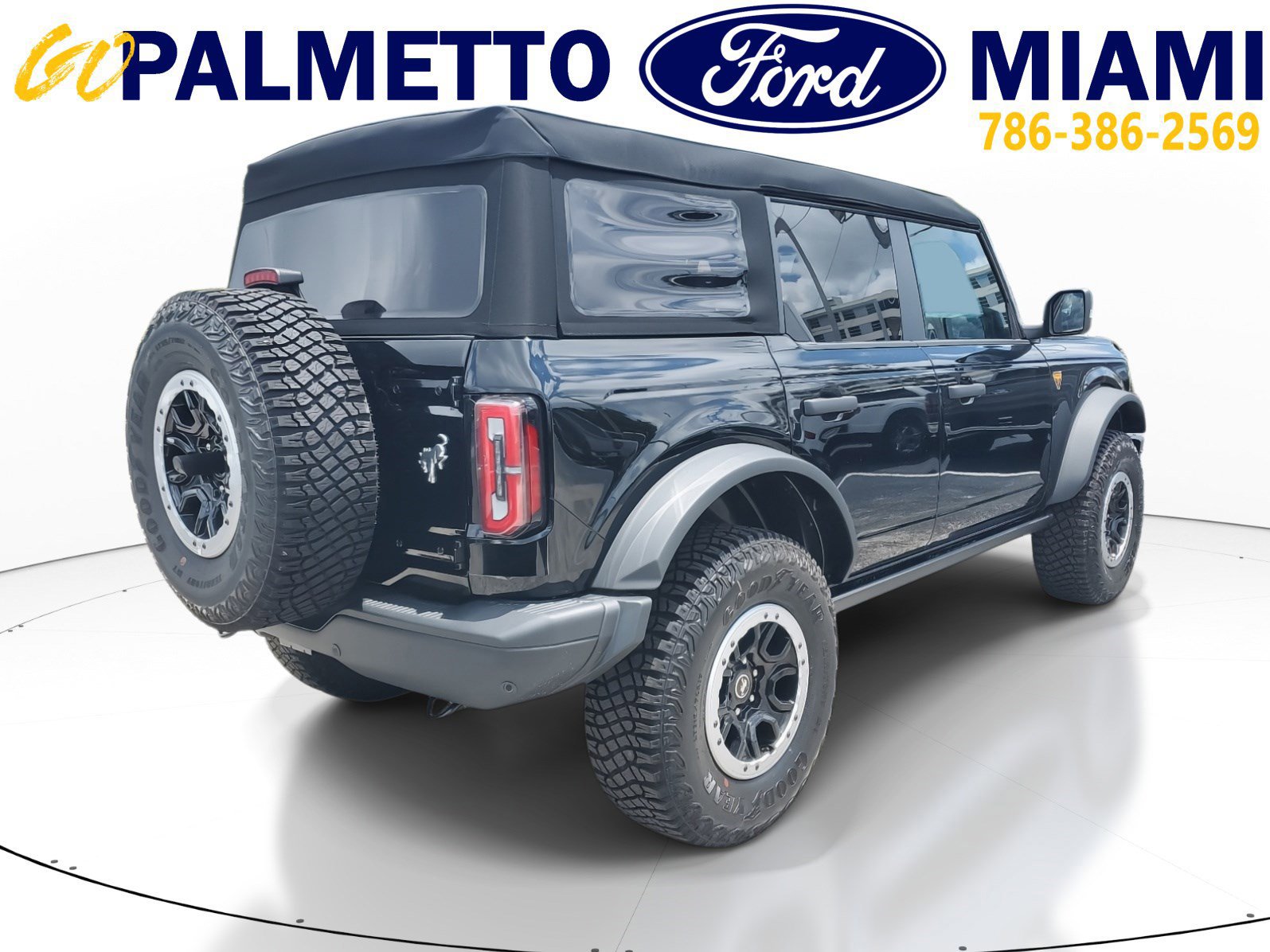 New 2024 Ford Bronco Badlands image 6