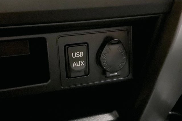 Used 2019 Toyota 4Runner SR5 Premium AWD/4WD image 33