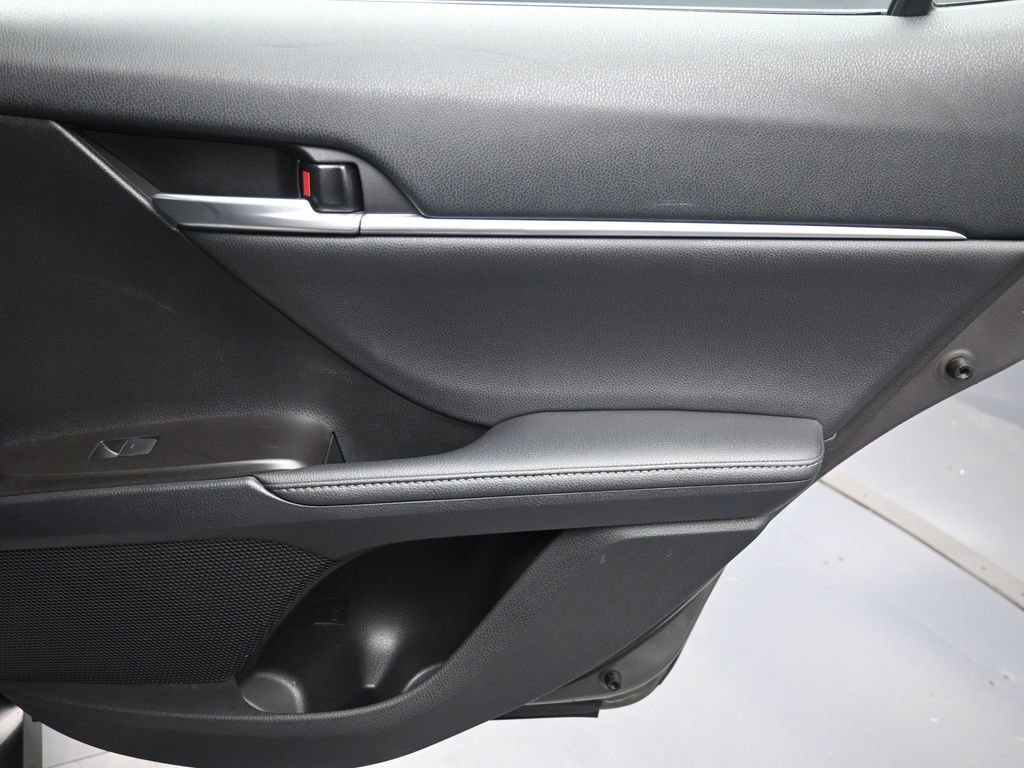 Used 2023 Toyota Camry XLE w/ Cold Weather Package image 24