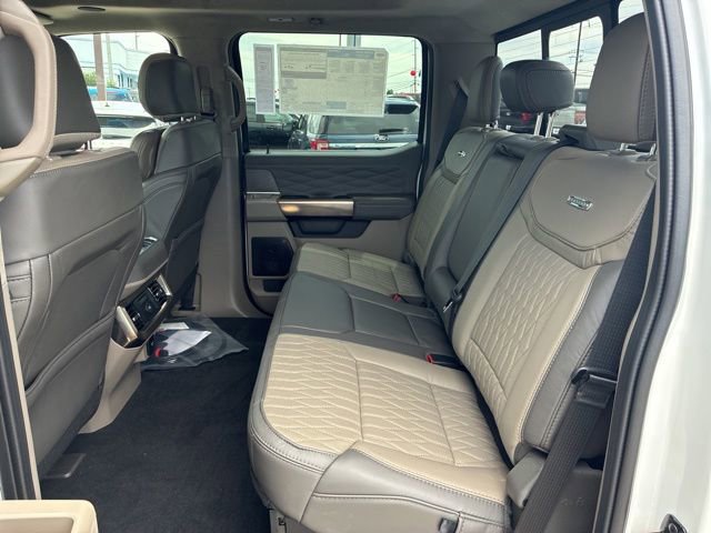 New 2026 Ford F350 Platinum w/ Platinum Plus Package AWD/4WD image 27