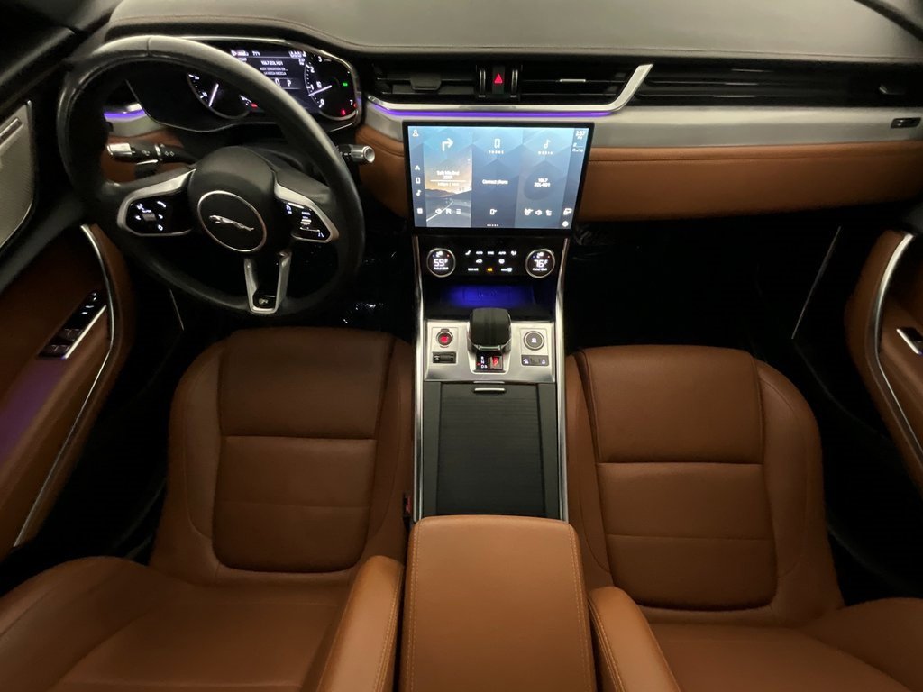 Used 2022 Jaguar XF R-Dynamic SE image 14