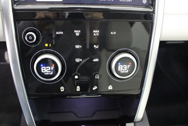 Used 2023 Land Rover Discovery Sport SE image 23