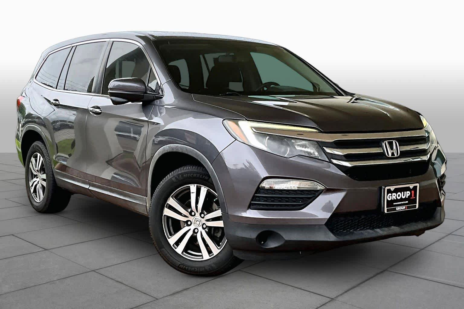 Used 2017 Honda Pilot EX-L image 3