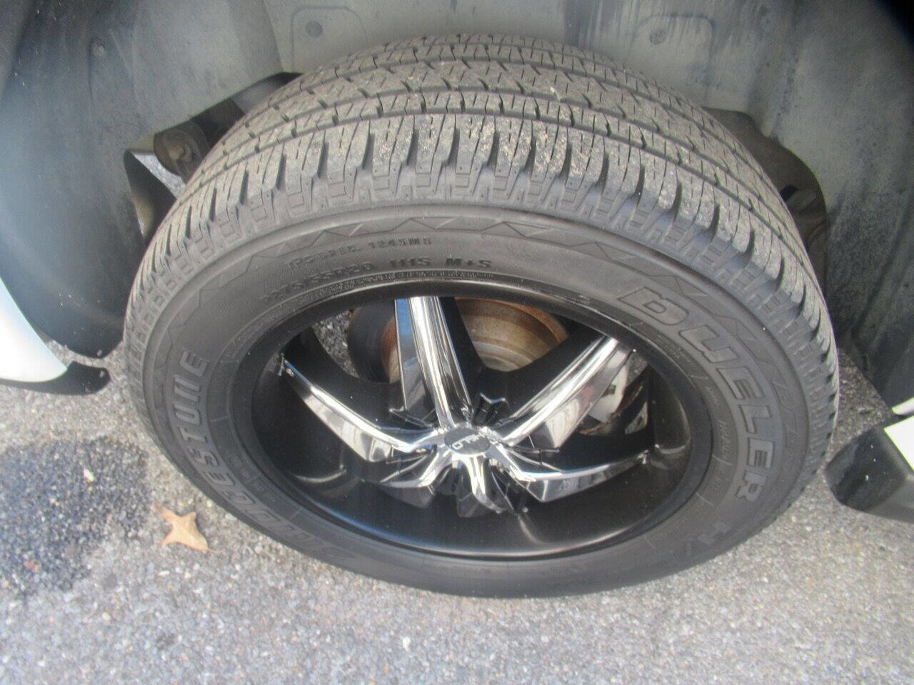 Used 2009 GMC Yukon 4WD Hybrid image 36