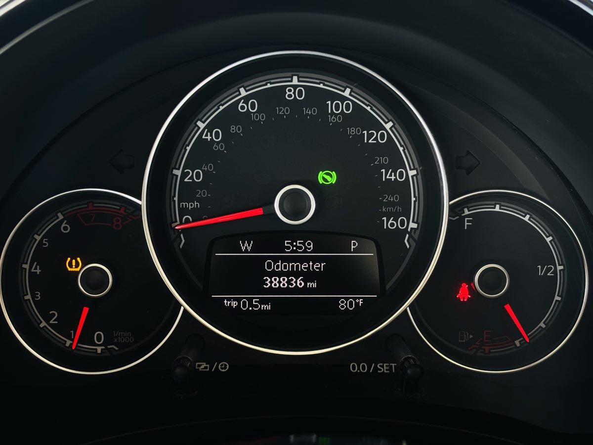 Used 2017 Volkswagen Beetle 1.8T SEL FWD image 41