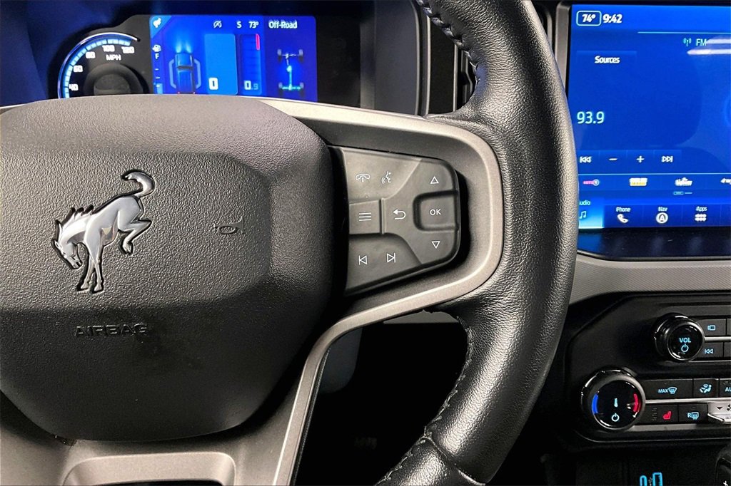 Used 2022 Ford Bronco Badlands w/ Sasquatch Package image 18