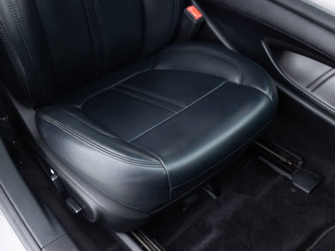 Used 2017 Lincoln MKZ Premiere image 25