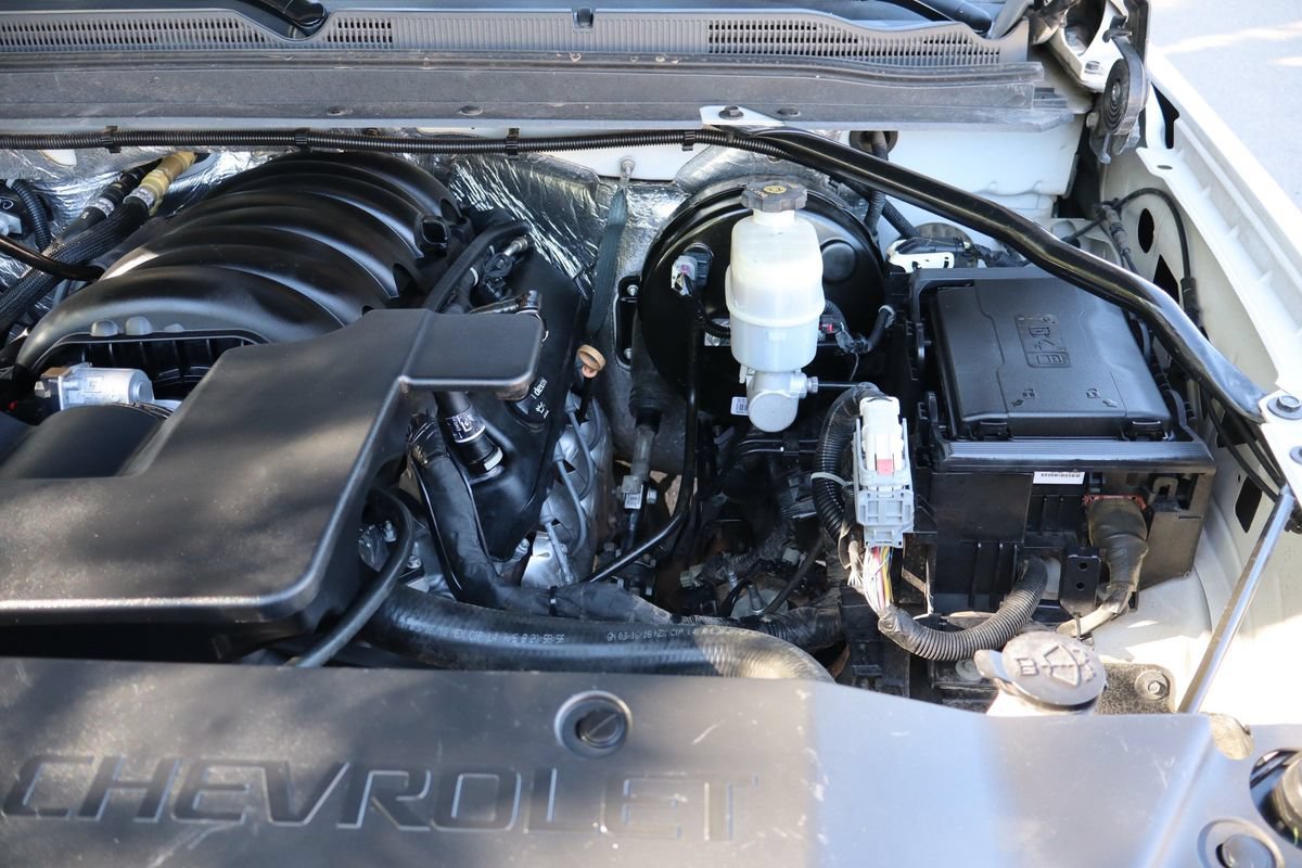 Used 2018 Chevrolet Tahoe Premier AWD/4WD image 42
