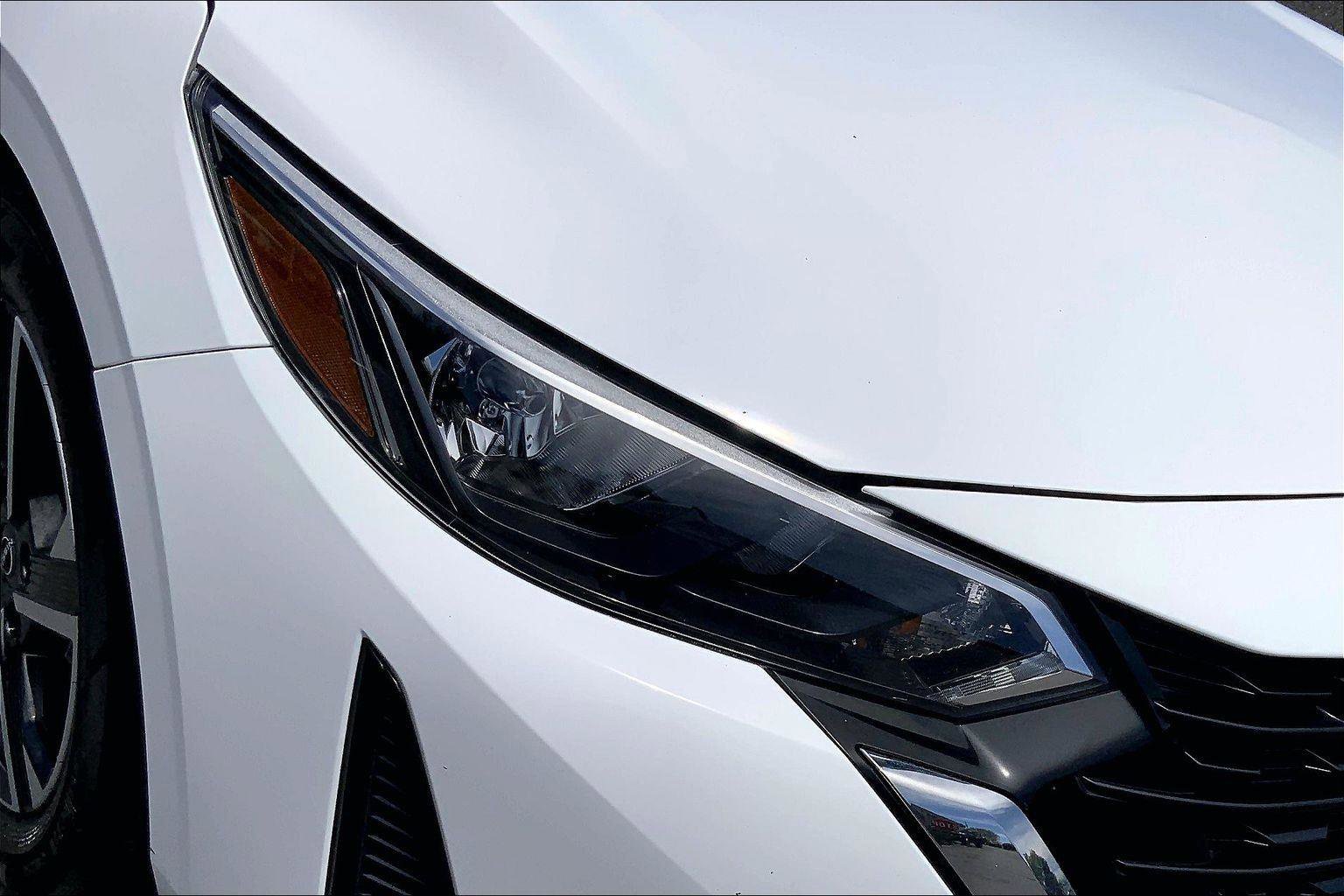 Used 2024 Nissan Sentra SV FWD image 28