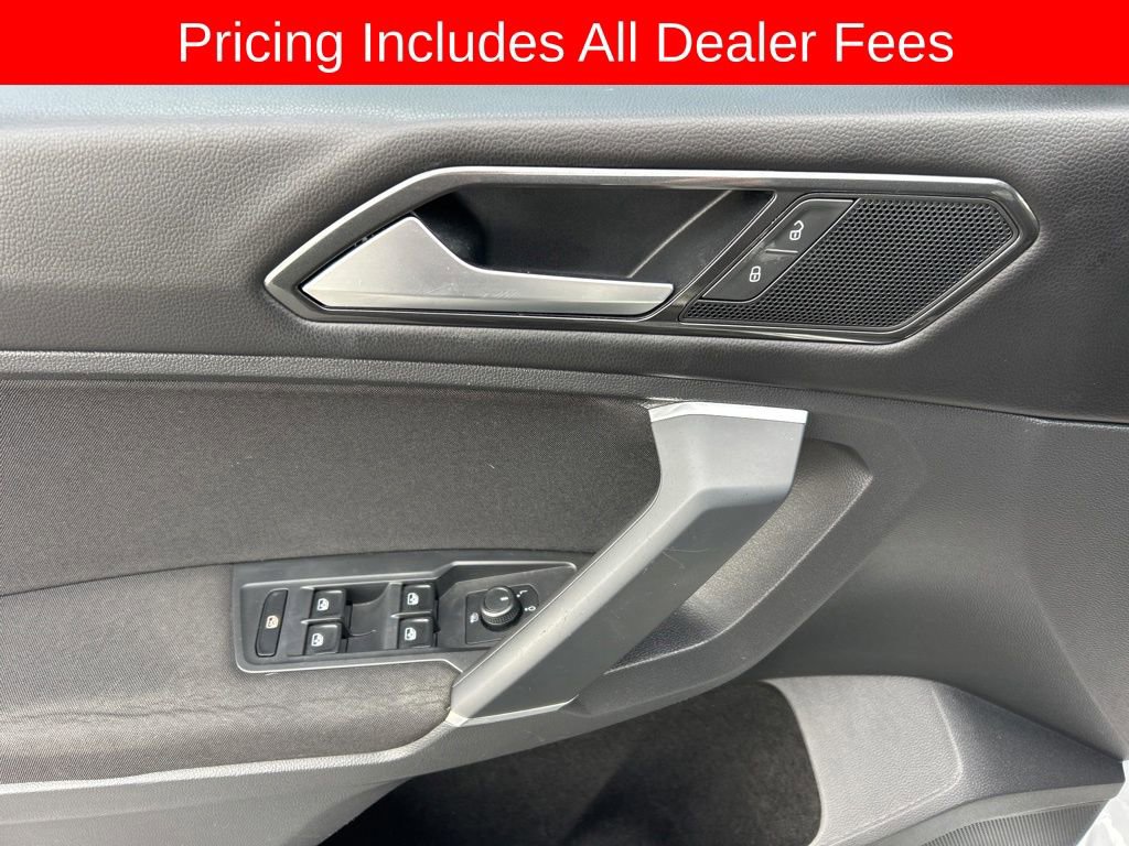 Used 2018 Volkswagen Tiguan S FWD image 4