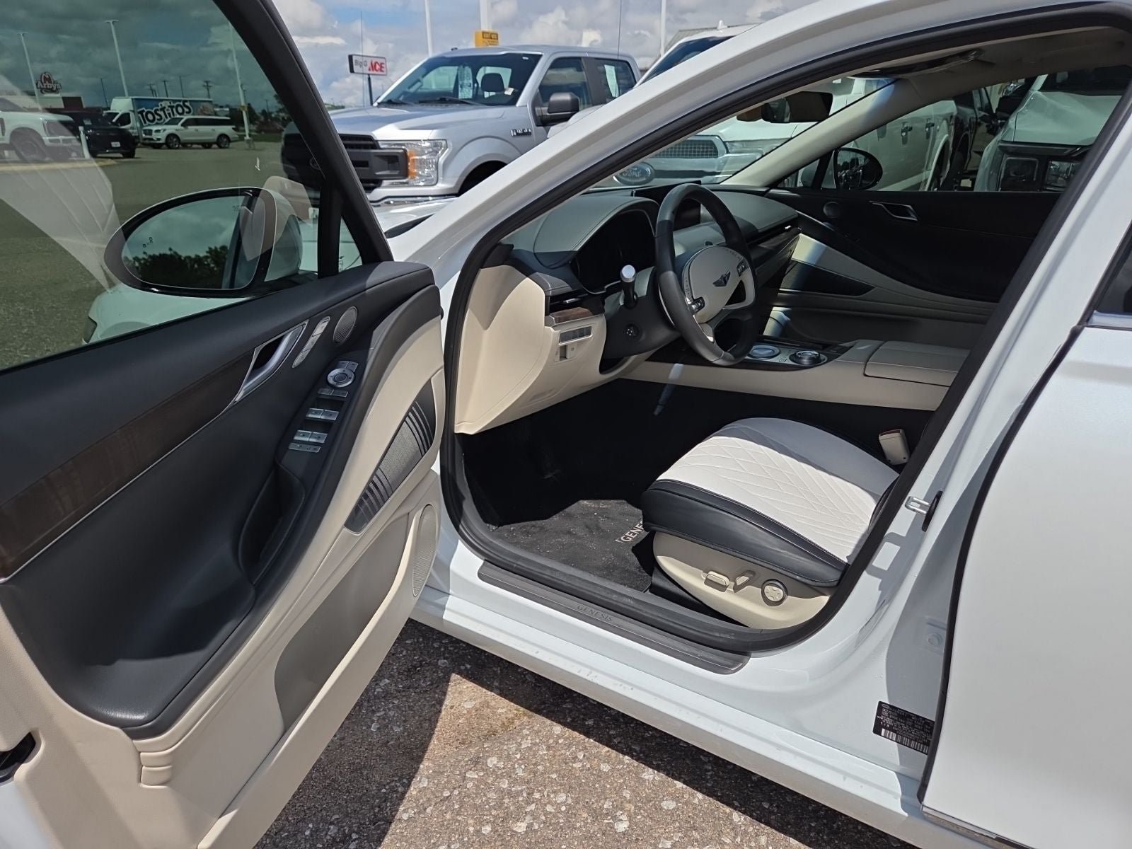 Used 2021 Genesis G80 3.5T AWD/4WD image 8