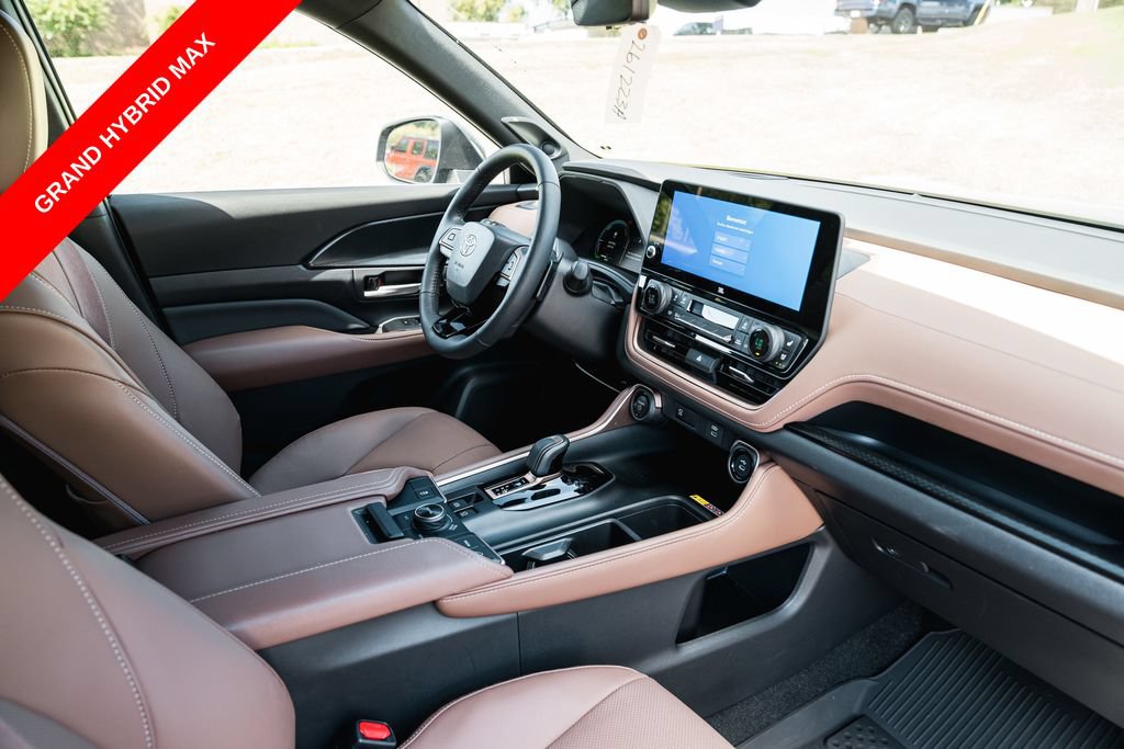 Certified 2026 Toyota Grand Highlander AWD Hybrid image 11