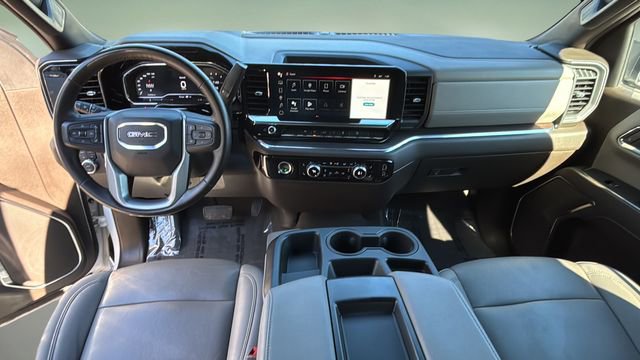 Used 2024 GMC Sierra 1500 SLT image 16