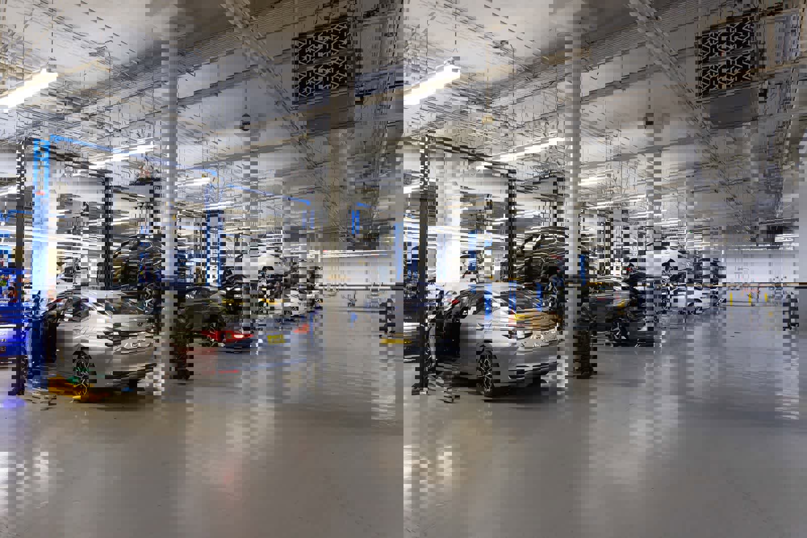 Used 2025 Mercedes-Benz GLB 35 AMG AMG GLB 35 image 36