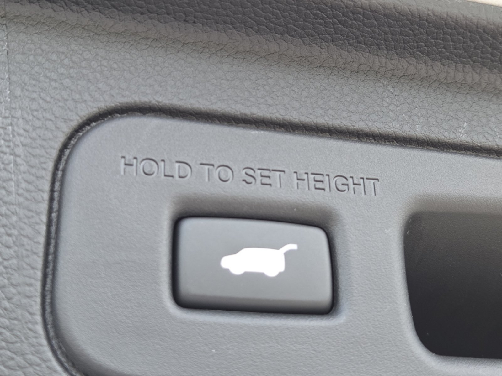 Used 2025 Honda Pilot TrailSport image 22