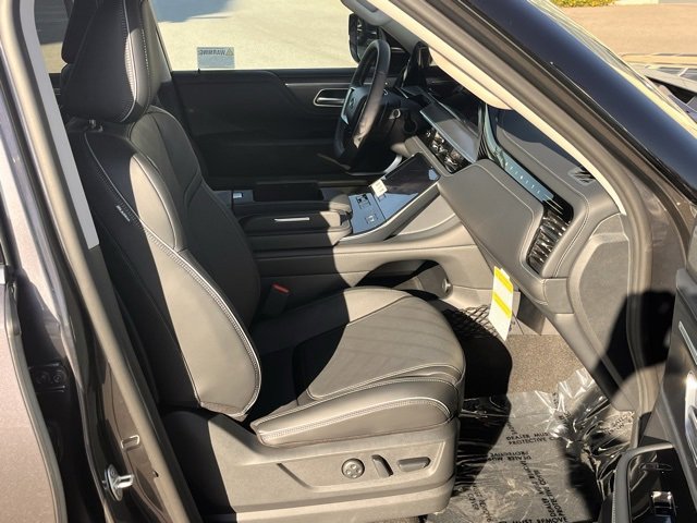 New 2026 INFINITI QX80 Luxe image 8