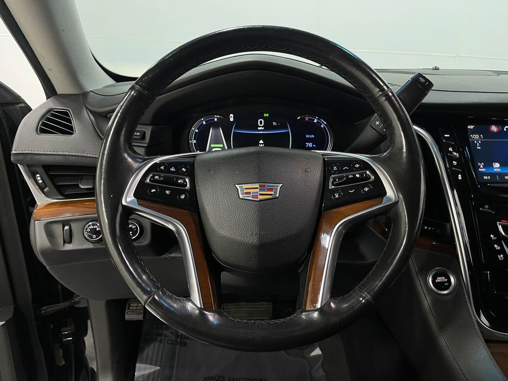 Used 2018 Cadillac Escalade ESV Luxury image 24