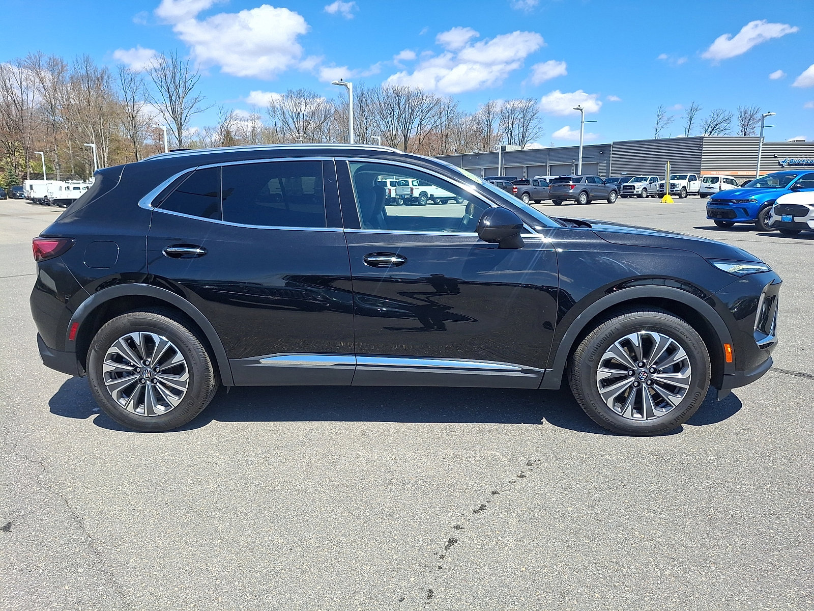 Used 2025 Buick Envision Preferred AWD/4WD image 7