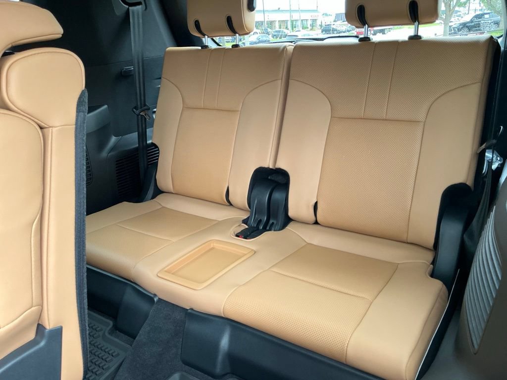 New 2026 Lexus LX 700h Luxury AWD/4WD image 16