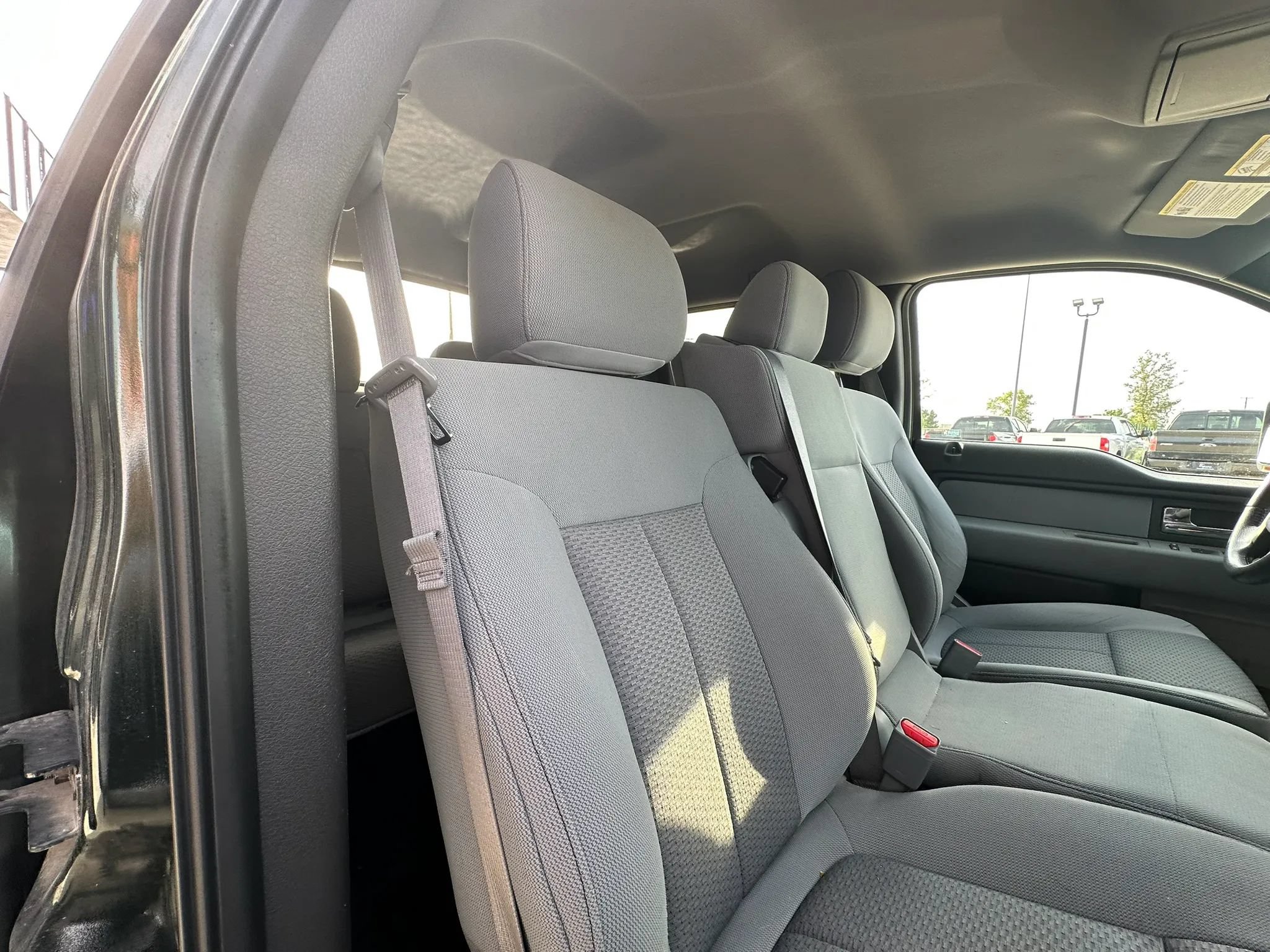 Used 2012 Ford F150 XLT w/ XLT Chrome Pkg AWD/4WD image 16