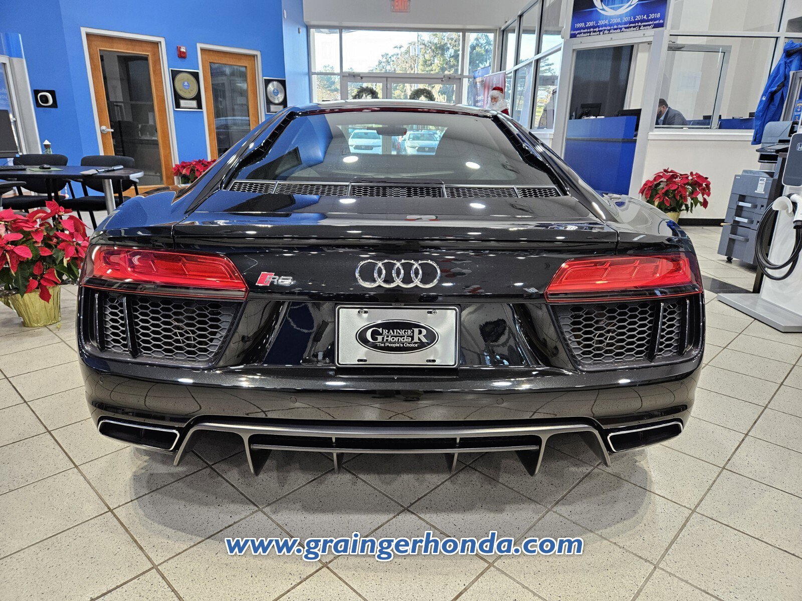 Used 2017 Audi R8 V10 image 4