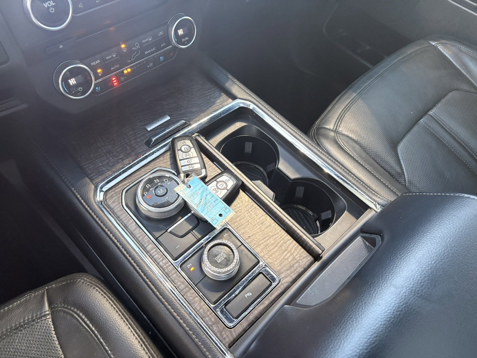 Used 2018 Ford Expedition Max Limited image 27