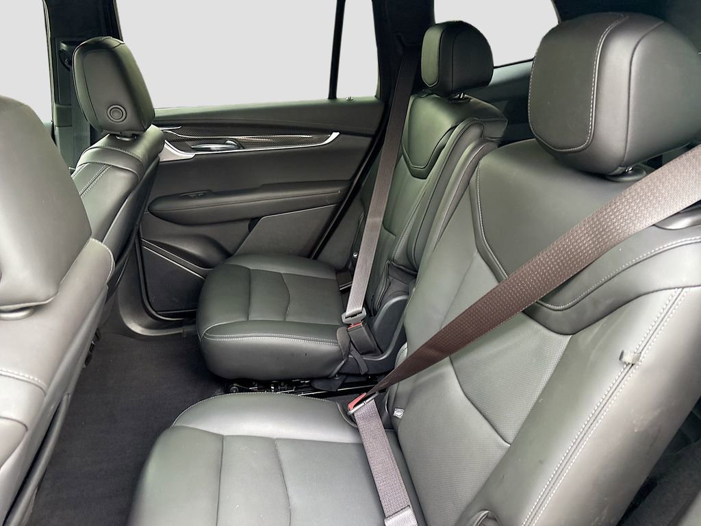 Used 2024 Cadillac XT6 Sport w/ Technology Package image 26