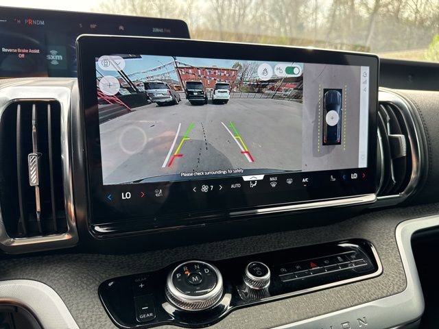 Used 2025 Ford Expedition Tremor image 28